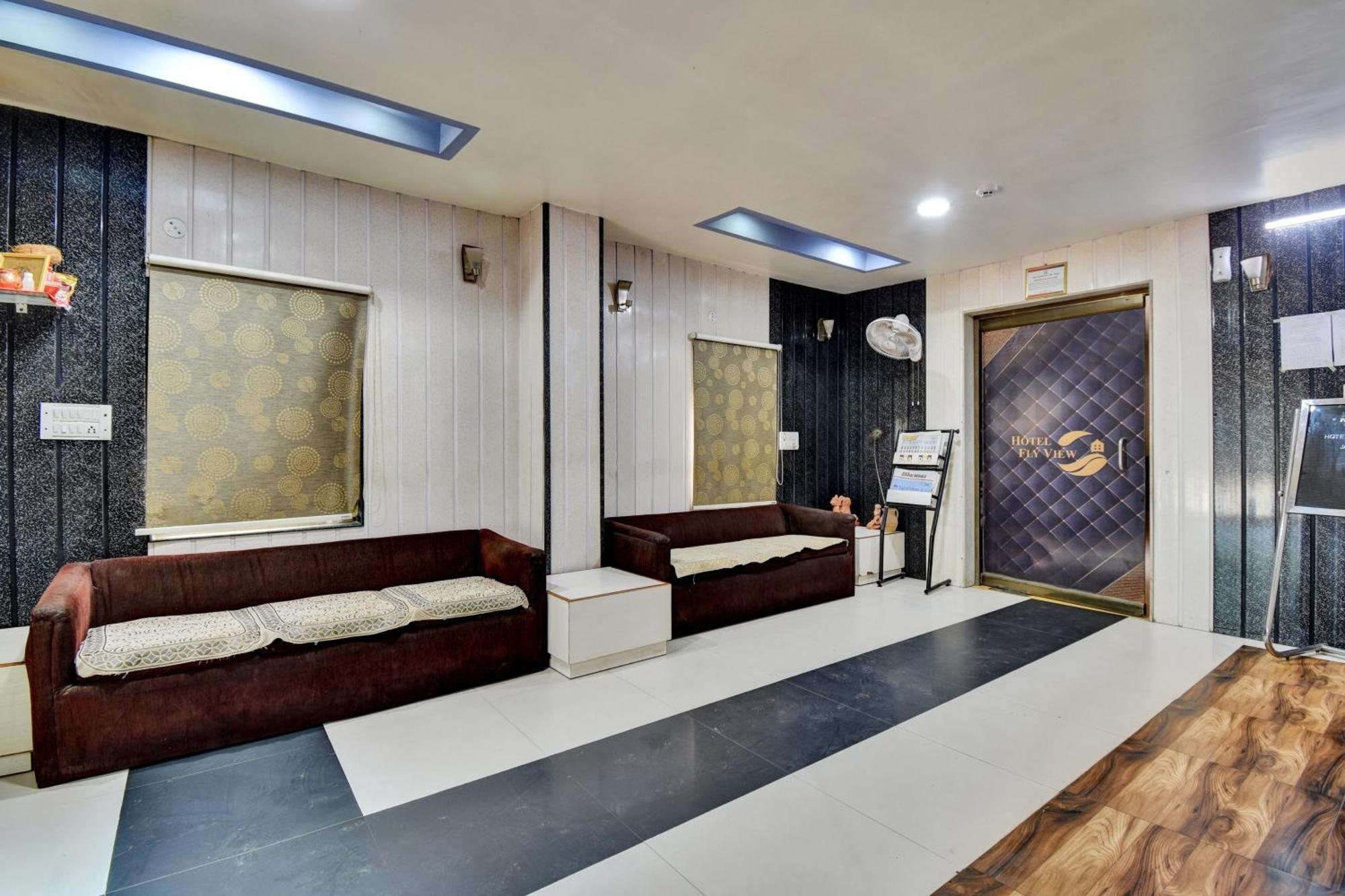 Townhouse Hotel Fly View Divisione di Divisione di Jaipur Esterno foto
