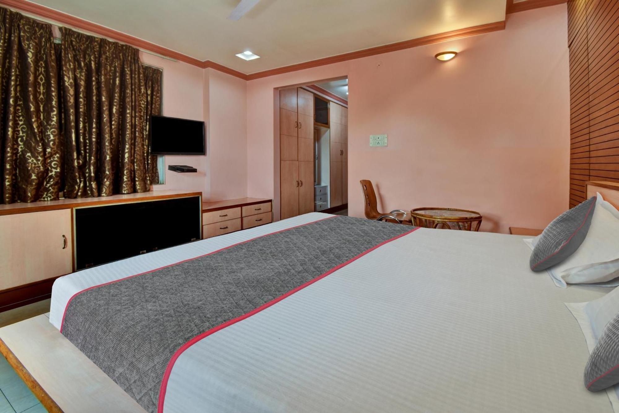 Townhouse Hotel Fly View Divisione di Divisione di Jaipur Esterno foto